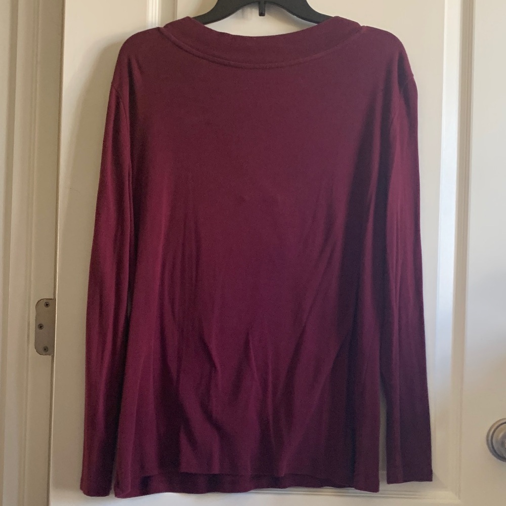 GAP Women's Burgundy V-Neck Long Sleeve Top - Picture 3 of 3
